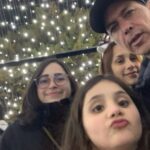 Mauricio Aspe Instagram - Somos Lo Que Hay…..♥️♥️♥️ #Familia #NavidaliaCDMX @navidaliacdmx #Navidad @shakti_aspe #BabyKala @sheylaaresfernandez Navidalia CDMX