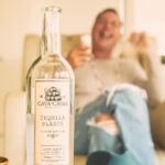 Mauricio Aspe Instagram - La Vida Es Para Disfrutarla …… Y Un Buen Tequila @tequilagranpasion Es Tu Mejor Opción… 📸: @karel_dmanresa @fokus_estudio @tequilagranpasion @gardeniadesign_ @coquitohabana #Wilmer #Victor #Guadalajara #Tequila #TequilaGranPasion #GardeniaDesing #FotografoCubano