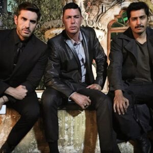 Mauricio Aspe Instagram - “Fuego Negro” @darkforcesnetflix @fuegonegronetflix #FuegoNegro #TBT @pedroprietotv @tenochhuerta @netflixlat @netflix 🎥