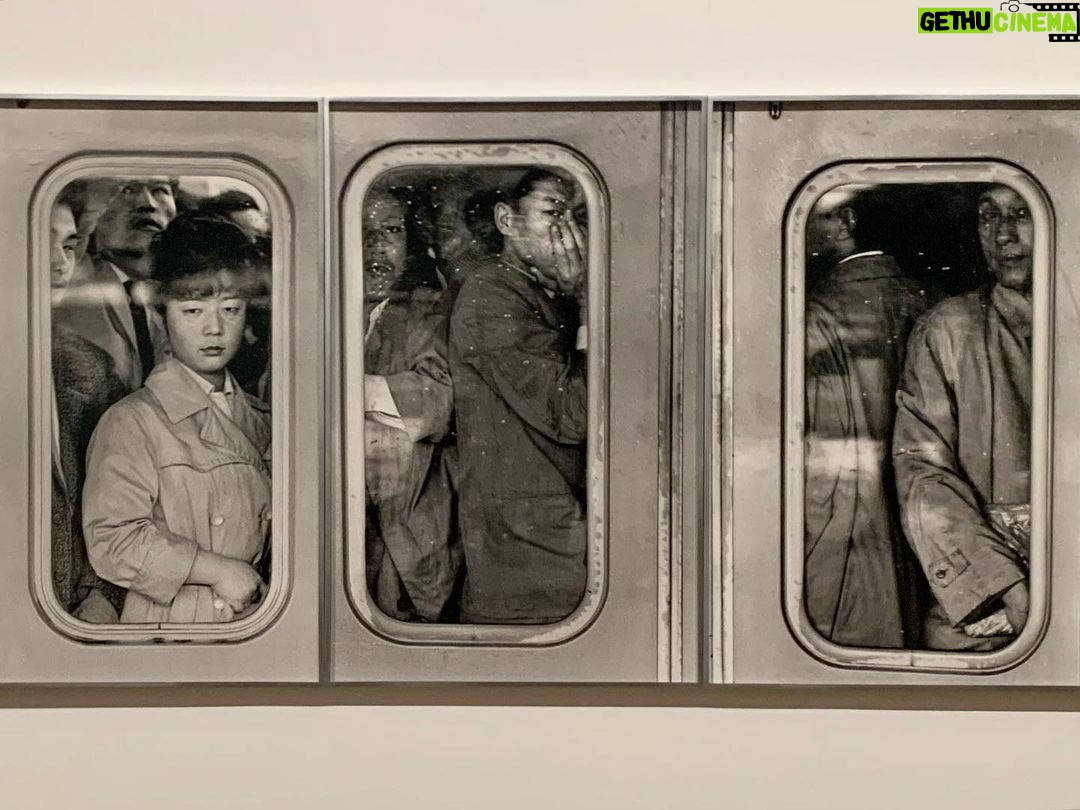 Mauricio T. Valle Instagram - Selfie en arte contemporáneo y otras piezas Tate Modern