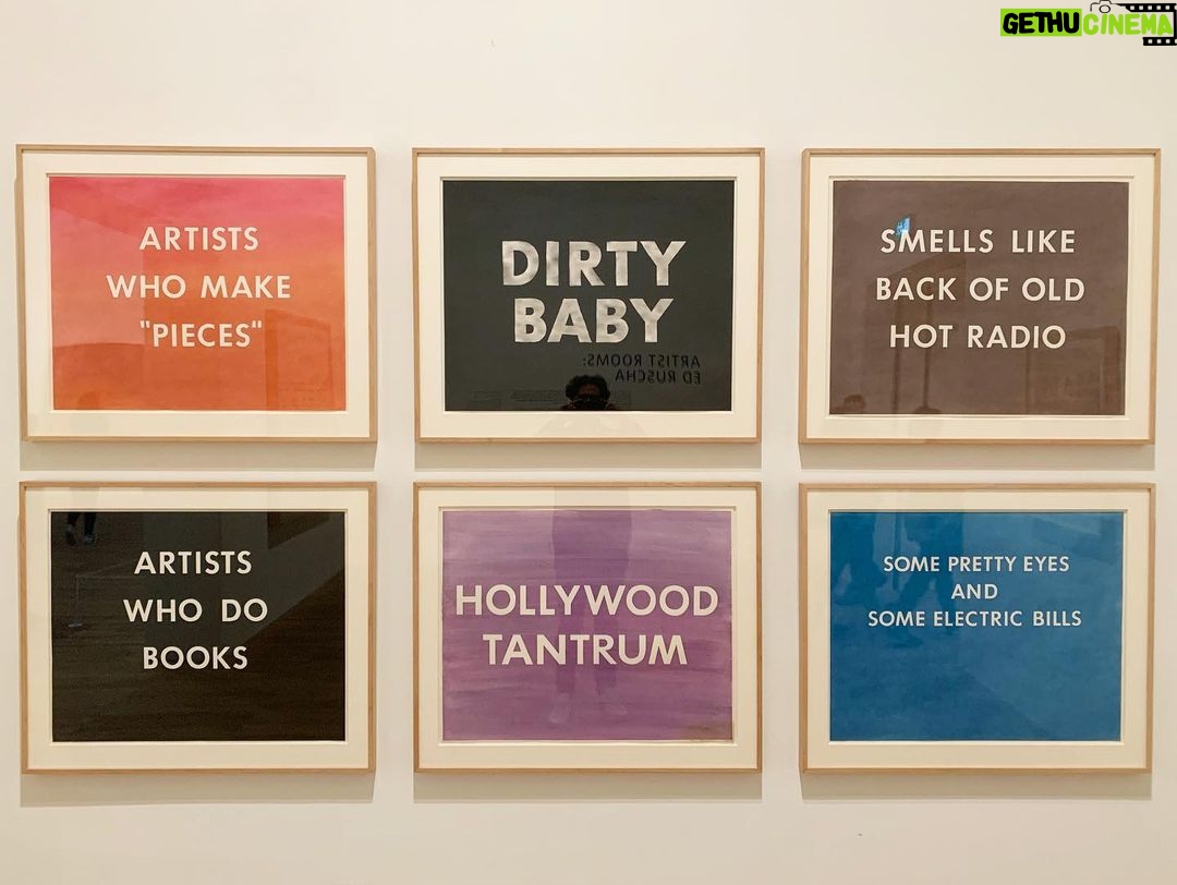 Mauricio T. Valle Instagram - Selfie en arte contemporáneo y otras piezas Tate Modern