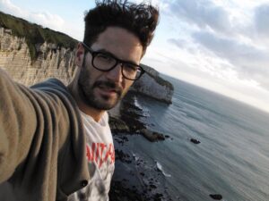 Mauricio T. Valle Instagram - Etretat by @diasdecine_gt