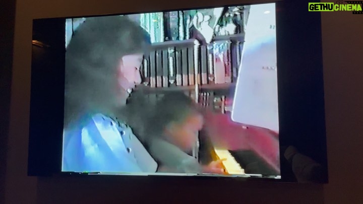 Maurissa Tancharoen Instagram - The weekend storm and no internet led to going through old footage. Miss these girls @theikhanofficial @iya_2911 @tameika_carey_ and #sheysperry. Also, how cute is @ktanch? #80schildhood #90sforever #motown #prettyinpink #ilovemybabybrother