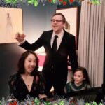 Maurissa Tancharoen Instagram - Happy Holidays! See you in 2023. Love, Mo, Jed and Benny Sue #politicsfreexmas