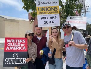 Maurissa Tancharoen Instagram - We go big. So much love for our #AgentsofSHIELD S1-S7 writers/friends/family! 💙 #wgastrong (tried to tag all but insta wouldn’t let me so special shout-out to @bagz_identification @geoffreycolo @obleyo @craigtitley741 @laurendemiranda #paulzbyszewski #brentfletcher and #jeffbell)