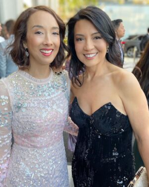 Maurissa Tancharoen Instagram - “Who is that girl I see…” standing between two legends. I will never be able to express the depth of my gratitude for @mingna_wen and @msleasalonga and the impact they’ve made on every little Asian girl’s life, including mine. Ming, I still pinch myself knowing you’re a constant in my life. Your friendship means the world to me and I’m so happy you and yours are now a part of my family. Lea, I’ve admired you from afar for forever and it was an honor to finally meet you last night. This #Mulan sandwich moment will be in my heart always! #Reflection #representationmatters #GoldGala #GoldExcellence