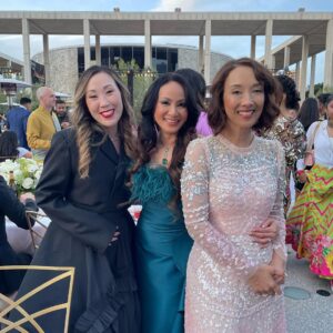 Maurissa Tancharoen Instagram - Thank you @bingchen @jeremyntran and the entire team at @goldhouseco for bringing us all together to celebrate and honor our incredible #AANHPI community! The joy and pride is so clear in our cheesy smiles. #GoldGala #GoldExcellence