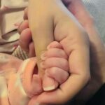 Mawra Hocane Instagram – we welcomed baby Urwa one month ago today … our AARA 👑 .. MASHAALLAH ALHUMDULILLAH 

Happy one month to my tiny tot 👶🏻 khala will love you forever ♾️ InshaAllah may you be blessed with everything that’s good about this world InshaAllah 💫🤲🏻