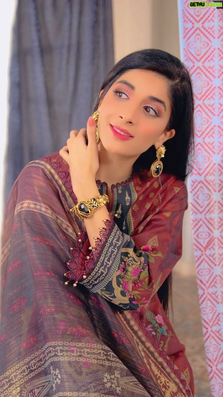 Mawra Hocane Instagram - Kabhi na jaun chor ke… 🫶🏻💕💫🌼🍃🦩♾️💌🌈 Dive into the world of contemporary elegance with Asim Jofa’s ‘Aira – Summer Print Collection’. Join me on a journey where tradition meets chic, and every ensemble tells a story of grace and sophistication. Let’s embrace the beauty of nature together! @asimjofa @iamasimjofa #AsimJofa #IWearAsimJofa #AiraSummerPrintCollection #AsimJofaEssentials #AiraCollection #MawraHocane #Summer #Embroidered #Printed #Unstitched #AJEssentials #Lawn #SelfJacquard #Dobby #Fashion #Trending
