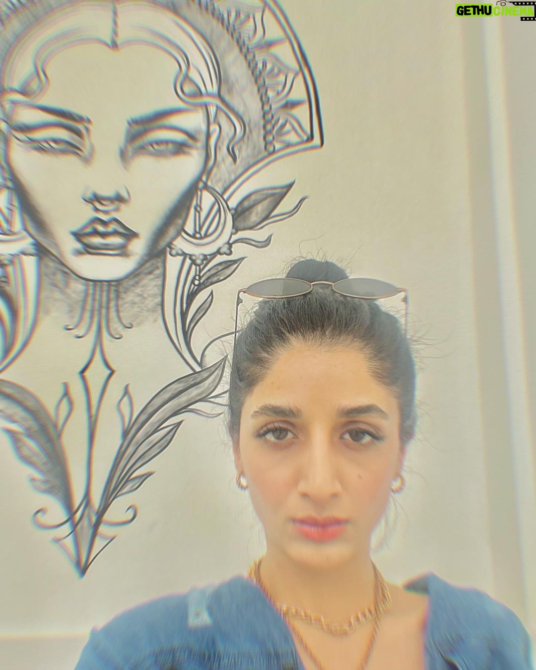 Mawra Hocane Instagram - .till next time ♾️ @komnomnom @sarah.aizad #balibabies Kynd Community