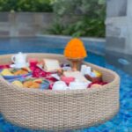 Mawra Hocane Instagram - breakfast floated to us this morning… cheers 🥂 @ayanaresort RIMBA Jimbaran Bali By AYANA
