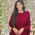 Mawra Hocane Instagram - Izzaaa laal saari vibe with looots of tears & goodbyessss 💥💋 @ramshahayat loooove you I’m not going to turn this into an emo post.. I think we look great >>>> 💃🏻🎈 @thesaarigirl @fantaziajewellery @maisonvalentino Islamabad اسلام آباد