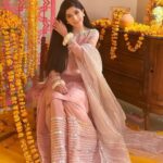 Mawra Hocane Instagram - and it’s begun 💍💥 #RAHAnahigaya Islamabad اسلام آباد