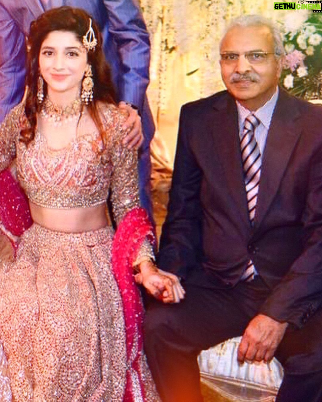 Mawra Hocane Instagram - may you always be the happiest & funniest person in every room.. Iβve learnt from youuuuu to always find joy in little things & laugh through the hardest of timesβ¦ love you x Happy birthday daddy dearest! πππ§π»ππ₯°π