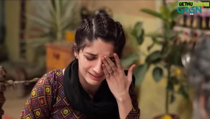 Mawra Hocane Instagram - R E S H T I N A 🤍 a piece of me.. nauroz.. second episode tomorrow 🦋