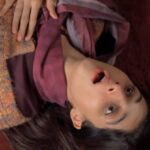 Mawra Hocane Instagram - that one breath between life & death is where she found herself.. thankyou zimal for teaching me to never give up even if it takes all the cells of your body to keep you afloat.. a fan beautifully described zimal’s state today as: کچھ فیصلے بالکل خود کشی کی طرح ہوتے ہیں بہت مشکل ، سفاک ، مایوس کن اور سخت مگر کرنے پڑجاتے ہیں روشنی یونہی نہیں ہوتی کچھ نہ کچھ جلانا پڑتا ہے ۔ she resurrected…