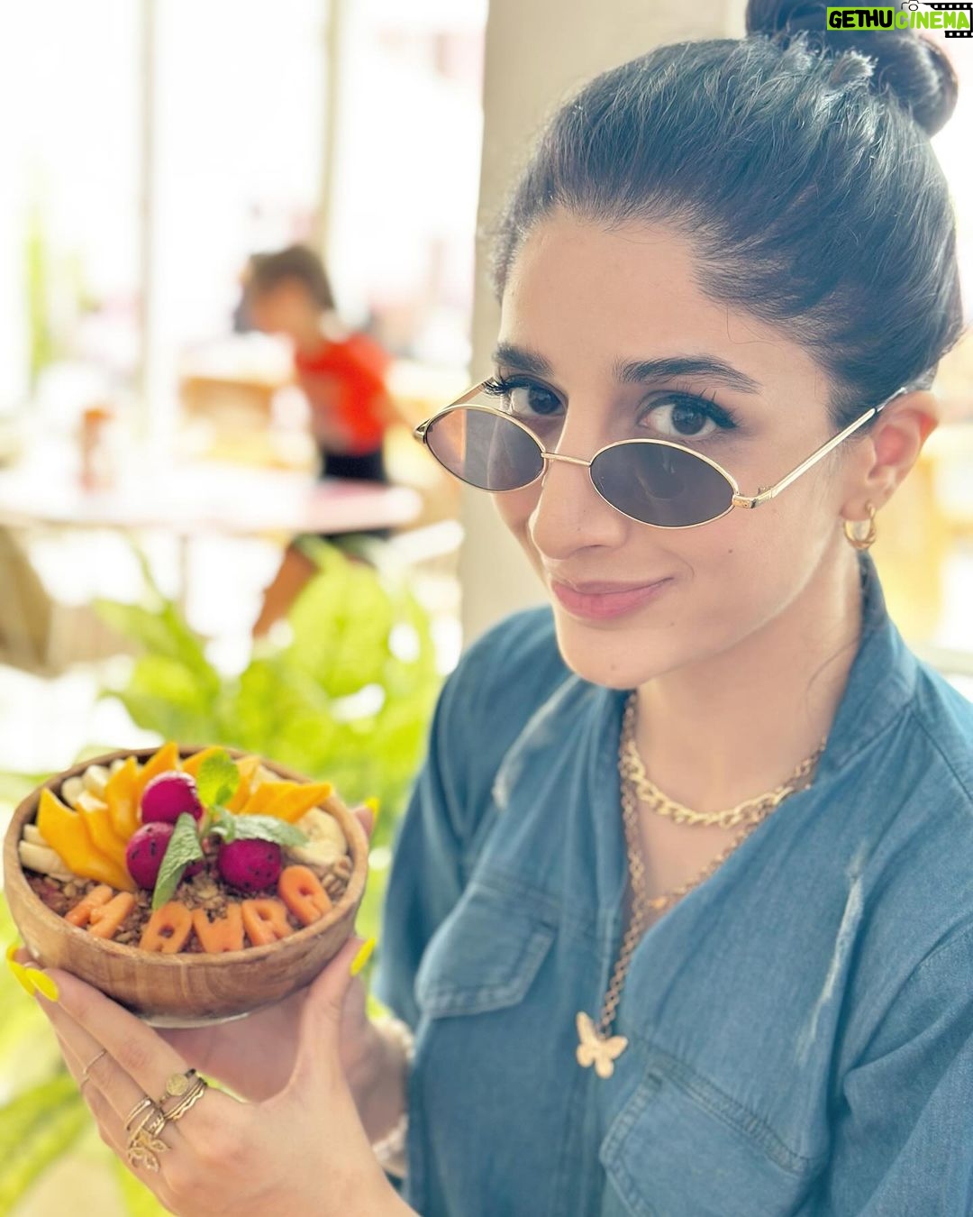 Mawra Hocane Instagram - .till next time ♾️ @komnomnom @sarah.aizad #balibabies Kynd Community