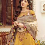 Mawra Hocane Instagram - ✨🧚🏻🖤🎉🎨🍡💫thrilled to announce the highly-anticipated launch of @Cinqapparel's first-ever winter collection, featuring stunning Kashmiri shawls. Get ready to create unforgettable winter days with BAYAAN. Cinq's winter collection is all about embracing vibrant colors, elegant embroidered suits, and the beauty of Kashmiri shawls that will truly elevate your winter style. Stay tuned. Pre-Booking starts today. Don't miss out! PR: @instahurabpr #cinq #wintercollection #2023 #hurabanampr #stylevibe #ootd