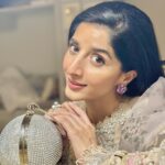 Mawra Hocane Instagram - from a very special day.. my beautiful girl is now a MISSUS 🤍