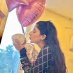 Mawra Hocane Instagram - little sweety has arrived into our lives, bringing so so much joy, little MEHERBANO we love you a bit too much 🩷 #Khala #BFFsDaughter 👶🏻 @sheharbanoshirazi Islamabad, Pakistan