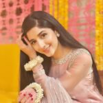 Mawra Hocane Instagram - and it’s begun 💍💥 #RAHAnahigaya Islamabad اسلام آباد