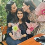 Mawra Hocane Instagram - happy belated birthday my dearesssttt girllll @wajeeha2412 🎂🎉🤍 It’s not possible to be as loving and FORGIVING as you haha!!! Thankyou for being such a genuine easy breezy bestie.. you make life so much prettier & cosier 🥰🥰🥰 love you forever ♾️ #SISTERsister Alsooo Thankyou for the best gift , maheeeenoooo 🥺🧚🏻💫
