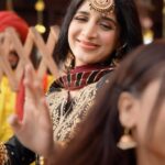 Mawra Hocane Instagram - C H A M A K // دمک ✨💫🥲 It’s time to sparkle and shine with the ‘Chamak Damak’ Festive Collection by Asim Jofa! Join me on this journey of color, charm, and endless joy. Let’s light up the world together. @asimjofa @iamasimjofa