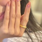 Mawra Hocane Instagram - Dream chrome true 💅🏻 Nabila's Salon