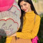 Mawra Hocane Instagram - to the one who will have my heart forever… AARA ♾️ #Khala Happy Galentine’s to my two most special galssss 👩‍👩‍👧 @urwatistic #JahanAaraSaeed 👶🏻🫶🏻 Lahore لاہور