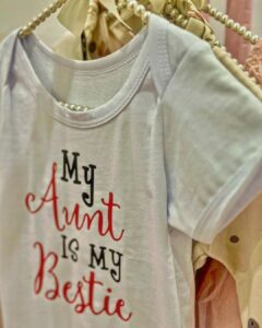 Mawra Hocane Instagram - to the one who will have my heart forever… AARA ♾️ #Khala Happy Galentine’s to my two most special galssss 👩‍👩‍👧 @urwatistic #JahanAaraSaeed 👶🏻🫶🏻 Lahore لاہور