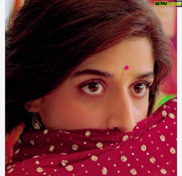 Mawra Hocane Instagram - what you see is a film.. which you loved ( more & more over the years) …what I see is 22 year old trying to navigate through an experience.. trying to make sense of it all…. as I grew older I realised.. not everything has to make sense & that it’s okay.. in the end it all adds up… in ways known and unknown.. mostly unknown🦋 I don’t know if I’ll ever talk about it again but I want all of you to know.. I’m grateful… each year, the edits, the emotional feedback, millions and millions of views.. it seems it was worth the pain.. love you all so so so much.. to the square of ♾️ Yours forever, saru