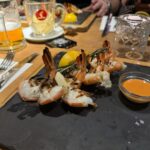 Max Herzberg Instagram – Köstliche Speisen in ausgezeichnetem Ambiente nahmen wir heute im @chicagosteakhouseberlin zu uns.
Direkt am Ku’damm hat man nach dem Shopping feinstes Fleisch in vielerlei Form. Gerne wieder!
#ad #werbung #freachly #berlinfoodie #berlinrestaurant #chicagosteakhouseberlin #steakhouse #steaknight Kurfürstendamm, Berlin.