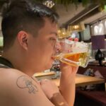 Max Herzberg Instagram – Köstliche Speisen in ausgezeichnetem Ambiente nahmen wir heute im @chicagosteakhouseberlin zu uns.
Direkt am Ku’damm hat man nach dem Shopping feinstes Fleisch in vielerlei Form. Gerne wieder!
#ad #werbung #freachly #berlinfoodie #berlinrestaurant #chicagosteakhouseberlin #steakhouse #steaknight Kurfürstendamm, Berlin.
