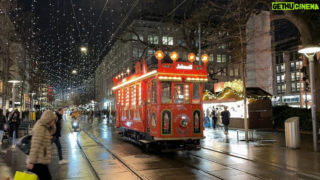 Max Herzberg Instagram - Weihnachten in Familie Plauen (Dresden)