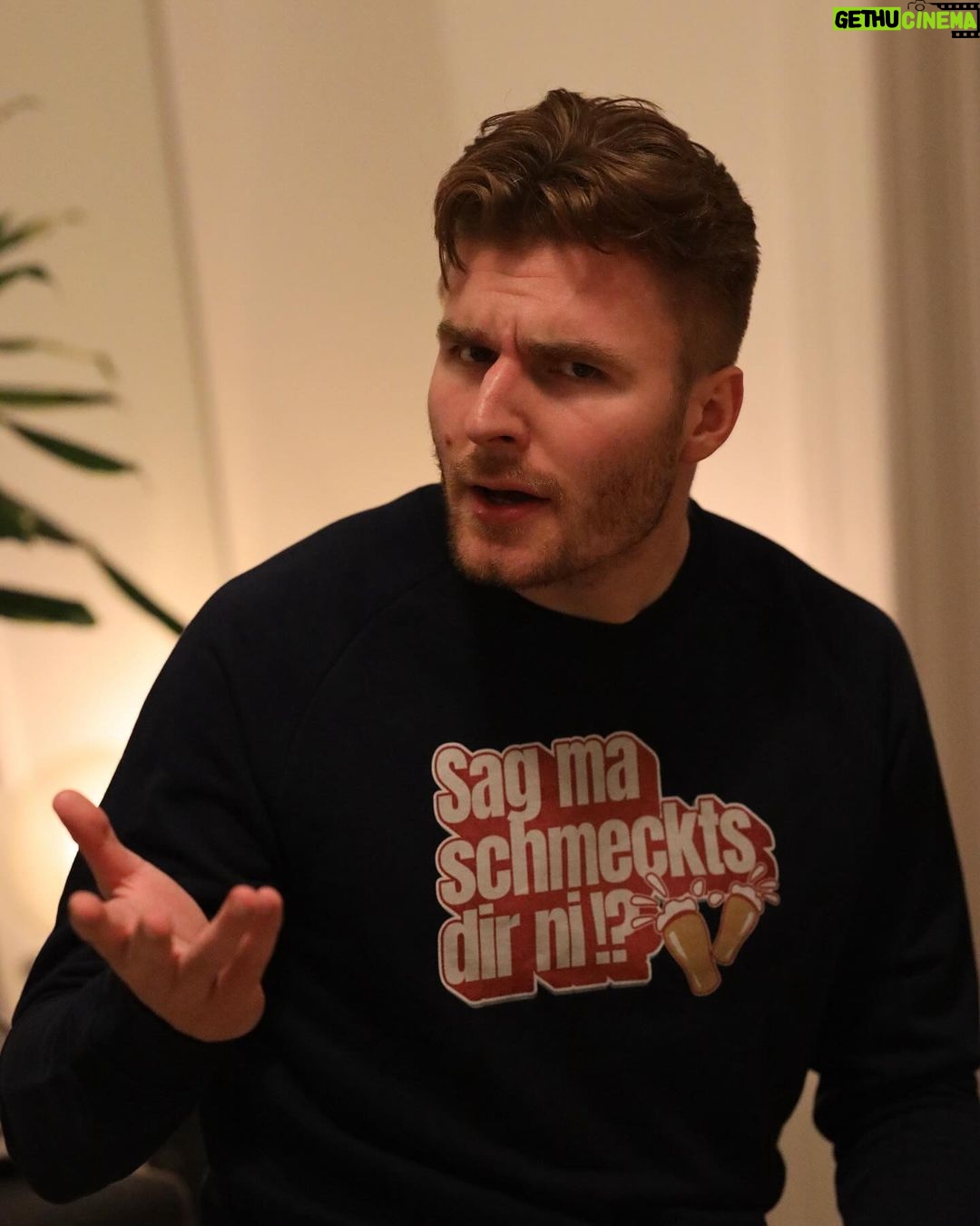 Max Herzberg - 19.9K Likes - Sag ma schmeckts dir ni?🍻
Haaaaaben wir heute schonmal? 🍻
Jetzt dauerhaft im Merch Shop 😁
#werbung #ad