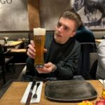 Max Herzberg Instagram – Köstliche Speisen in ausgezeichnetem Ambiente nahmen wir heute im @chicagosteakhouseberlin zu uns.
Direkt am Ku’damm hat man nach dem Shopping feinstes Fleisch in vielerlei Form. Gerne wieder!
#ad #werbung #freachly #berlinfoodie #berlinrestaurant #chicagosteakhouseberlin #steakhouse #steaknight Kurfürstendamm, Berlin.