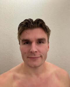 Max Herzberg Instagram - 1 Monat nicht rasiert und 1 Woche in Polen, dann kurz zu Max Nurgamedow geworden und zurück in die Normalität