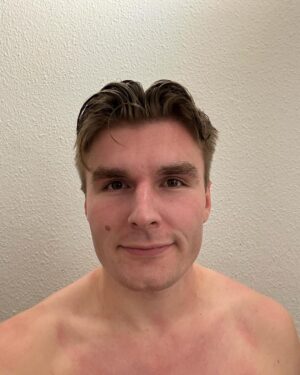 Max Herzberg Instagram - 1 Monat nicht rasiert und 1 Woche in Polen, dann kurz zu Max Nurgamedow geworden und zurück in die Normalität