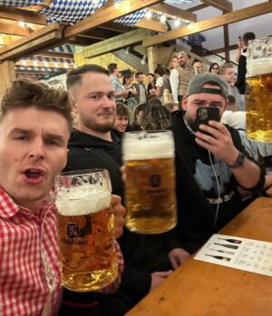 Max Herzberg Instagram - #oktoberfest #2023 #wiesn #munich #münchen #bier #freunde 🍺🍺🍺