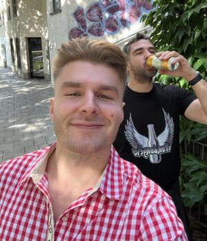 Max Herzberg Instagram - #oktoberfest #2023 #wiesn #munich #münchen #bier #freunde 🍺🍺🍺