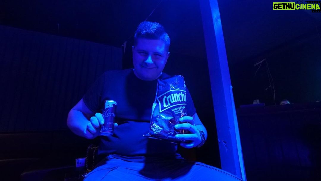 Max Herzberg Instagram - Gestern war mal wieder ein Fest, Liebe an alle ❤️ #heutekeinedicken