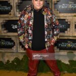 Max Talisman Instagram - National Treasure: Edge of History Premiere 💫 @DisneyPlus #NationalTreasureSeries Styling by @styledbyambika Shirt by @robertgrahamnyc Glam by @tristonarmond Jewelry by @8otherreasons The El Capitan Theatre