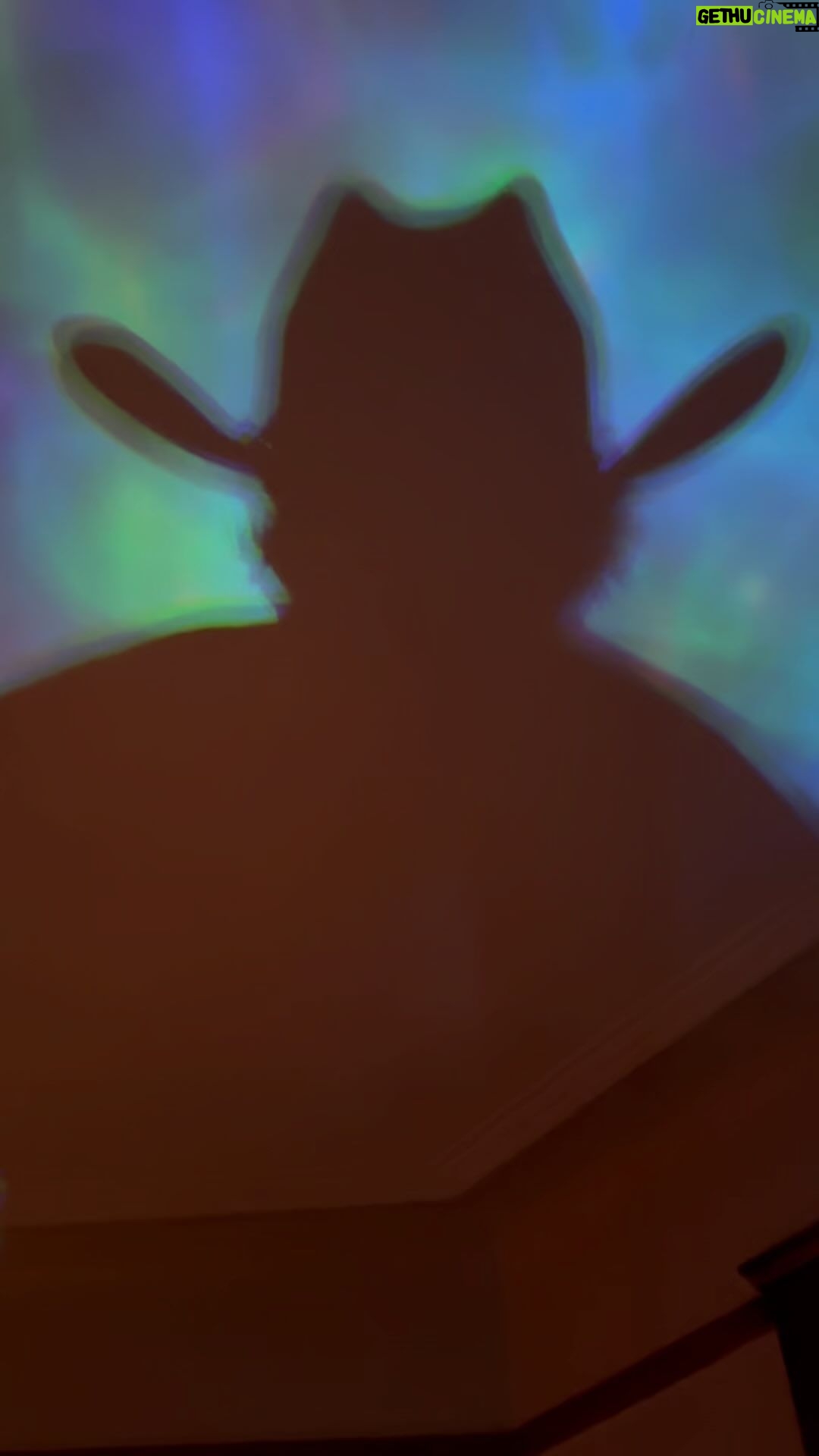 Maxwell Acee Donovan Instagram - Took this for my photography class