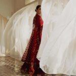 Maya Ali Instagram - My all time favourite brand. Those who know me, know that I love to wear ZSJ @zarashahjahanofficial. I just love their old school charm and their attention to every little detail. I remember I was just in awe of their jewellery pieces which were so beautiful and reminded me of my Amma’s jewellery. It’s so amazing to see their beautiful jewellery pieces, and how they have given a modern touch to them. It was so hard to pick what was my favourite jewellery piece or outfits. Signature Bridals by Zara Shahjahan, FANA is live on their website, what more could a bride ask for? ❤️ Photography: @osamadoger Artdirection: @hashimali @zarashahjahan Stylist: @haajiraahmad Video: @saraiqbal Makeup:@sunilmua Production: @lightroomstudio.prod