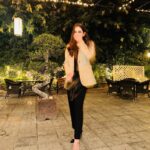 Maya Ali Instagram - Couldn’t have had a better start to the new year, with your loved ones around. Happy birthday my love, my strength Zainy @zainab.qadeer 🎂. You’re the true rockstar of our family who always does her best just to make everyone happy and keep us united. May you achieve all your dreams and more happiness. Love you my fam jam 💗