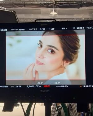 Maya Ali Instagram - #2023 thank you for the beautiful memories and great lessons. Forever grateful for all the beautiful moments. 🙏🏻🎉