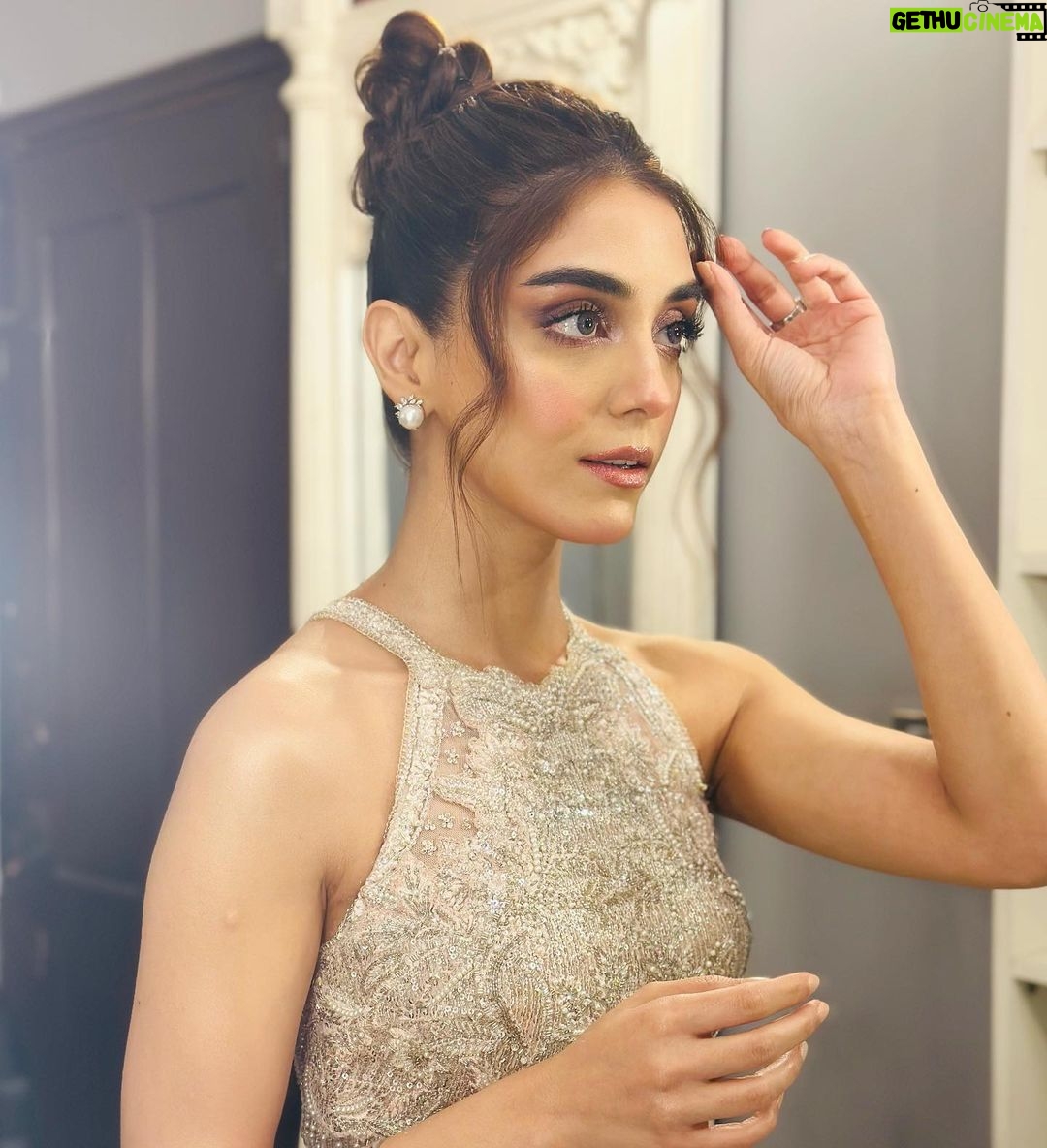 Maya Ali Instagram - Mix of good memories… ✨✨