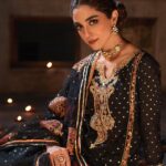 Maya Ali Instagram - Tere dil da khayal ban k… 🌟🌟 @mayapretofficial #Maya #PretAPorter #MayaAli #IkMulagat #FestiveEdit’24 #AvailableOnline #LiveNow