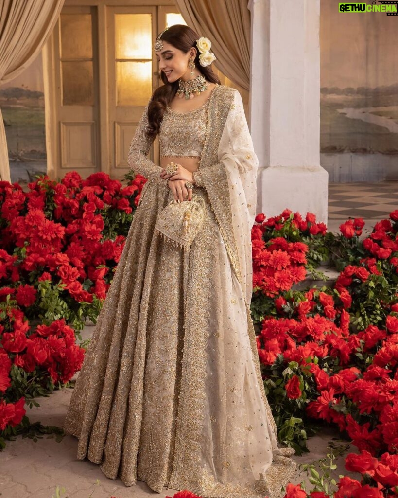 Maya Ali Instagram - JahanAra Bridal Collection'23 Coming Soon by @kanwalmalik.official 🕊️ @shahrozhyder @sunil_mua @yash645 @hashimalidesignstudios @kundan.co @noman.syed #KanwalMalikOfficial #KanwalMalik #MayaAli #Formals #Asianoutfits #Pakistaniattire #Lahore #Karachi #Weddings #Pakistan #luxuryformals #JahanAra #bridals