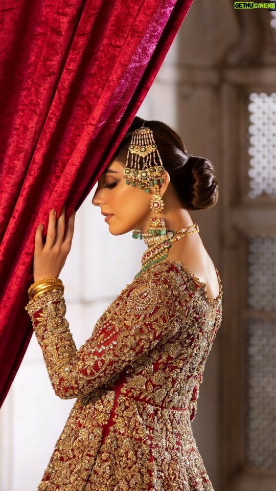 Maya Ali Instagram - Surkh | Bridals 2024 The "Surkh" collection pays homage to the royal voyage of classic red bridals inspired by luxury celebrating the enchanting myths and tales of the subcontinent told through threads and finest craftsmanship of the artisans imbibing seamless fusion of edgy classicism and elegant modernity. The adorned modern bride of today twirls like a dervish spellbound quintessentially by tunes of eternal love, traditions, and hope. Each ensemble is magistically laden with age-old techniques and tankaas of embellishment. The regal drapery adds grandeur and paints a flawless realm of festivity and glamour. Launching on 19th October Muse: @official_mayaali Styling: @sararohaleasghar Photography: @azeemsaniofficial Videographer: @muzammilgarewal Makeup: @ayanamir.thestylist Jewellery: @farhatalijewellers Art Direction: @saadamjed16 Coordination: @naheedqaziofficial #SRA #SaraRohaleAsghar #pakistanicouture #weddings #Bridals2024 #SurkhCollection #weddingwear #pakistaniwedding #fashionista #traditional #bridestoday #festive #couture